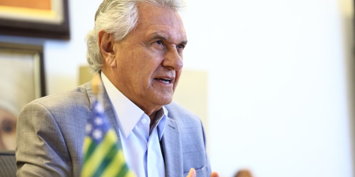 Caiado vai ao Rio de Janeiro e oferece apoio das forças de segurança de Goiás